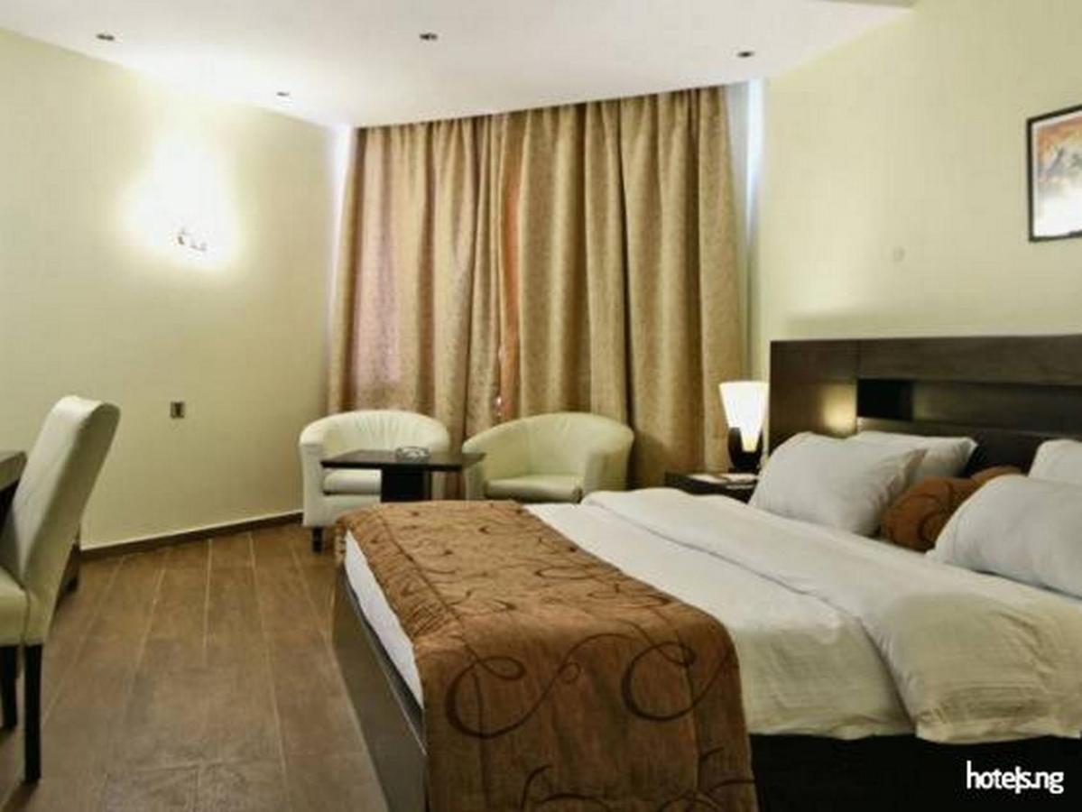 Room In Lodge - Hotel Presidential Port Harcourt Zewnętrze zdjęcie